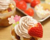 A picture of step 10 of Strawberry-Decorated Cup Cakes - For Japanese Doll Festival.