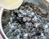 A picture of step 3 of Blueberry Preserves.