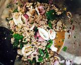 รูปขั้นตอนการทำที่ 2 ของ ลาบหมึกหมู