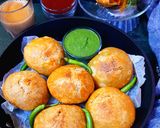 A picture of step 6 of Moong daal Kachori.