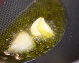 A picture of step 2 of Basic Spaghetti Aglio Olio e Peperoncino..