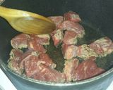 A picture of step 4 of Beef Bourguignon.