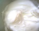 A picture of step 5 of Black Tea Chiffon Cake.