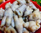 Gambar langkah 1 resipi Sup Collagen Kaki Ayam.