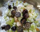 A picture of step 2 of Fresh Fruit Salad (summer salad).