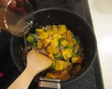 A picture of step 5 of Mapo Kabocha Squash.