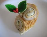 A picture of step 4 of For Bentos - Chikuwa Bûche de Noël.
