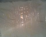 A picture of step 2 of Phyllo dessert.