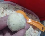 Foto langkah ke 4 dari resep Bitterballen Ayam Keju.