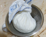 Foto del paso 4 de la receta: Queso de vaca o requesón