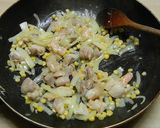 A picture of step 2 of [Farmhouse Recipe] Our Family's Easy Gratin.