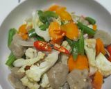 Foto langkah ke 5 dari resep Capcay Baso.