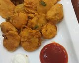 A picture of step 4 of Aloo ke pakoray.