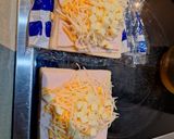 Une image de l'étape 1 de Croque 3 fromages.