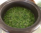 Foto del paso 3 de la receta: Arroz con tallitos de espinaca