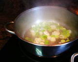 Foto del paso 3 de la receta: Sopa de ajetes con jamón curado de pavo