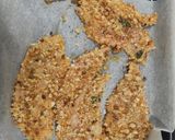 Foto del passaggio 2 della ricetta Petti di pollo panati leggeri