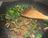 A picture of step 3 of Spinach and mushroom crepe / pancake filling.