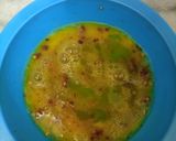A picture of step 3 of Pizza Omelette.