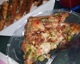 A picture of step 8 of Tawa bread pizza.