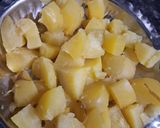 A picture of step 1 of Dahi Aloo sabji.