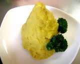 A picture of step 3 of Broccoli Christmas Tree.