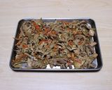 A picture of step 3 of [Farmhouse Recipe] Chicken Chirashi Sushi.