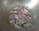 पुदिना पुरी आणि बटाट्याची भाजी (pudina puri ani batatyachi bhaji recipe in marathi) रेसिपी स्टेप 3 फोटो 