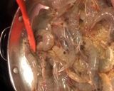 A picture of step 2 of Shrimp With Paprika and Lemon.