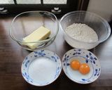 A picture of step 1 of Crispy Cookies.