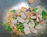 Foto langkah ke 4 dari resep Nasi Goreng Gila.