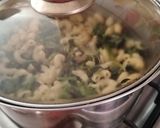 Foto del paso 4 de la receta: Códitos con espinacas
