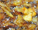 A picture of step 4 of Ra-yu Spicy Chili Sesame Oil with Lots of Garlic.