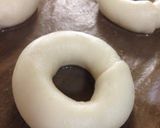 A picture of step 7 of Chewy Yogurt Bagels.