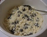 A picture of step 3 of Okara Cookies with Raisins.