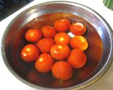A picture of step 3 of Refreshing Chilled Tomato in Dashi Stock.