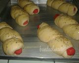 Foto langkah ke 5 dari resep Roti sosis sapi lezatos.