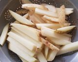 Foto del paso 2 de la receta: Papas a la francesa horneadas