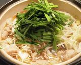 A picture of step 8 of Tasty Salt-Broth Offal Hot Pot with Kombu and Weipa.