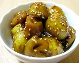 A picture of step 7 of Stir-fried and Simmered New Potato and Lotus Root with Sesame Seeds.