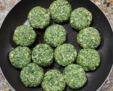 Foto del paso 3 de la receta: 🍗 Bocaditos de pollo y acelga 🍗