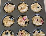 Muffin - macadamia, fehér csoki, málna és áfonya 😋👌 recept fázis 4 fotója