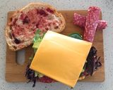 Hình bước làm 6 của món Ham&Salami Sandwiches