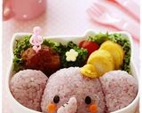 A picture of step 3 of Elephant Bento Charaben.