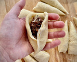 Foto del paso 4 de la receta: Piroshki —empanadillas rusas de carne—