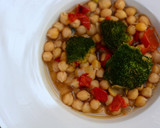 Foto del paso 2 de la receta: Garbanzos con brócoli, receta vegana y casera