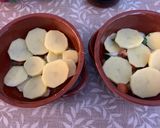 A picture of step 2 of Oven-Baked Lamb with Potatoes.