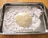 A picture of step 4 of Sticky Chewy Daifuku Dumplings made with Cut Mochi Cakes.