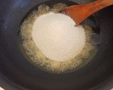 रवा केसरी (rava kesari recipe in Hindi) रेसिपी चरण 1 फोटो