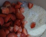 Foto langkah ke 2 dari resep 🍓Korean Strawberry Milk.